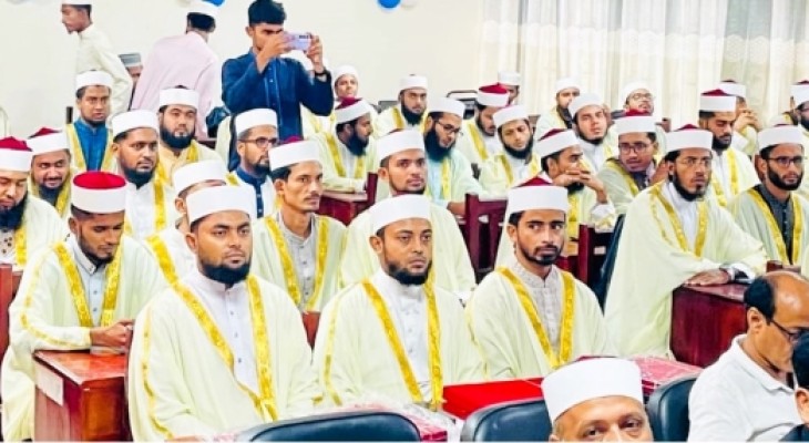 ইবিতে আল হাদীস বিভাগের স্নাতকোত্তর শিক্ষার্থীদের বিদায় অনুষ্ঠান